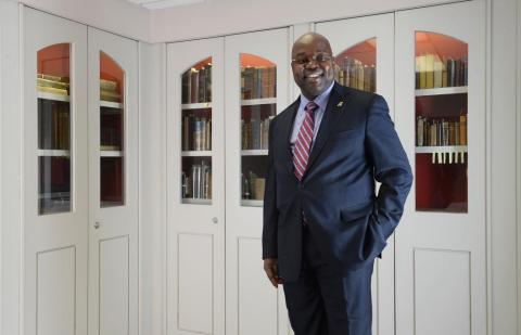 Akinwuntan named to the 2016 Fulbright Specialist Roster in Medical Sciences, to Iceland!